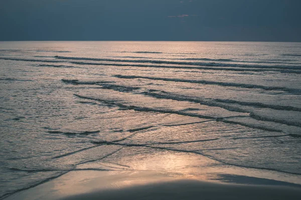 Coucher Soleil Sur Eau Ondulée Dans Mer Baltique — Photo