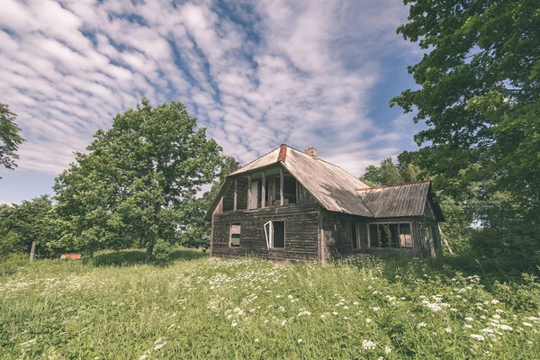 Старий Дерев Яний Сільський Будинок Природі — стокове фото
