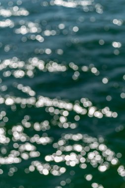 arka plan bulanık dalgalanma su güneş ışığı altında