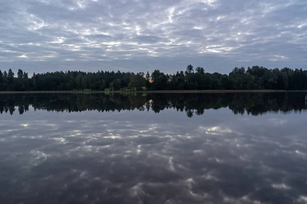 Beautiful Landscape Calm River Trees Reflecting Calm Water Summer Cloudy — Stock Photo, Image