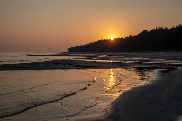 Praia Areia Vazia Com Maré Baixa Pôr Sol — Fotografia de Stock