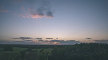 geç sonbahar kırsal manzara doğal görünümü