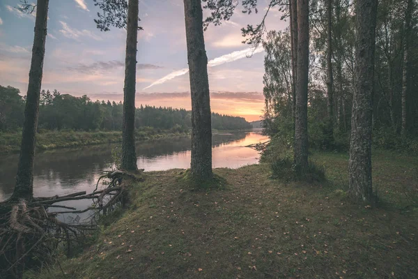 Vacker Utsikt Över Vacker Solnedgång Över Gauja Floden Lettland — Stockfoto