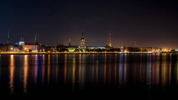 Noční Pohled Města Rigy Lotyšsku — Stock fotografie