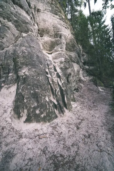 Red Sandstone Cliffs Tourist Trail Latvia — Stock Photo, Image
