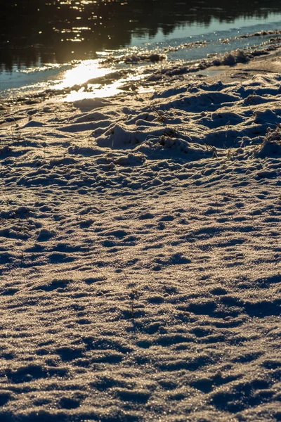 Frusna Floden Täckt Med Vintern — Stockfoto