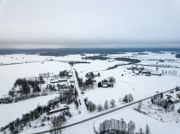 Landstraßen Winter Und Kleines Dorf Von Oben — Stockfoto