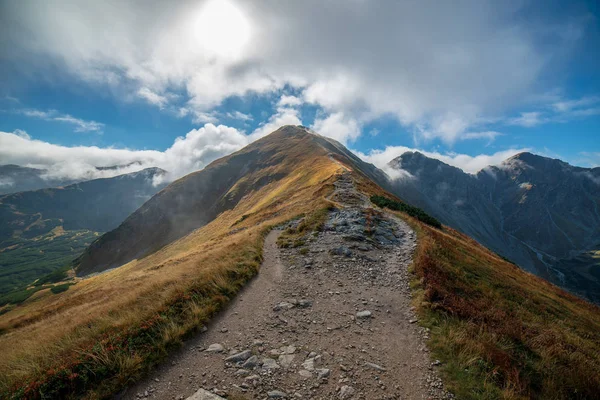 Walking Clouds Slovakian Tatra Mountains Marked Tourist Trails Rocks Misty — Stock Photo, Image