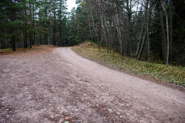 Camino Grava País Vacío Con Charcos Barro Golpes Sucia Superficie — Foto de Stock