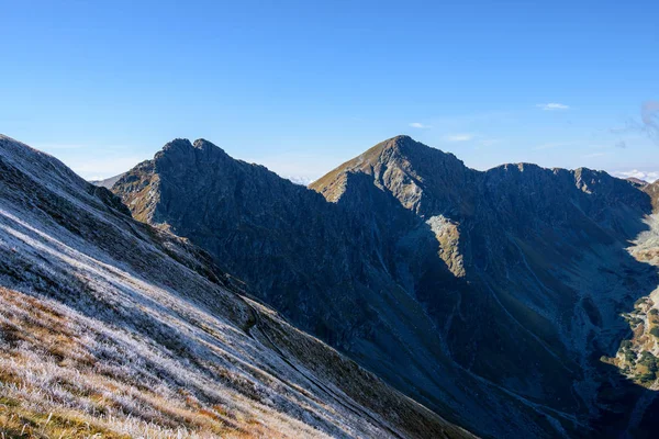 Tatra Żeglowne Dla Statków Turystycznych Górskich Szczytów Turystycznych Szlaków Turystycznych — Zdjęcie stockowe