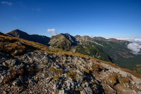 Tatra Żeglowne Dla Statków Turystycznych Górskich Szczytów Turystycznych Szlaków Turystycznych — Zdjęcie stockowe