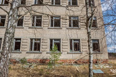 Şehir Skrunda Letonya terk edilmiş askeri binalar