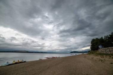 fırtına bulutları alanları Slovakya üzerinden