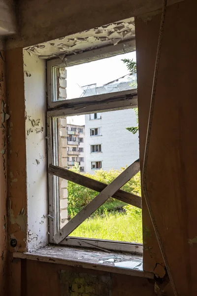 Innenraum eines alten Militärgebäudes in Lettland — Stockfoto