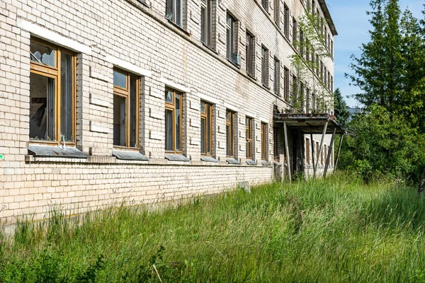 Interrior de vieux bâtiments militaires à Latvia — Photo