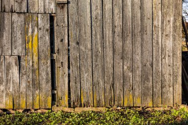 kırsal eski ahşap kalas yapı yapısı