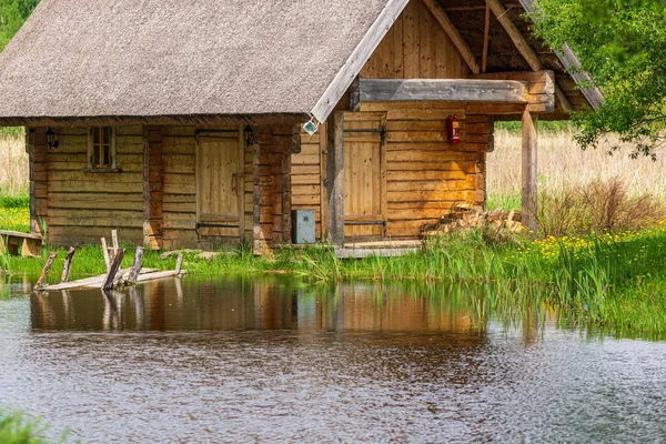 Oude houten plank Bouwstructuur op het platteland — Stockfoto