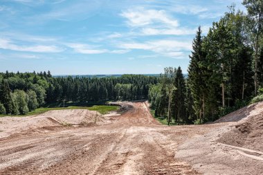 ağrı için koyu ve ıslak toprak ile kırsal ekili alanlar