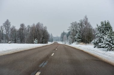 ilkbaharda basit kırsal kir yol