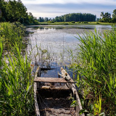 tekne ile hiçbir kişi ile boş beyaz kum plaj