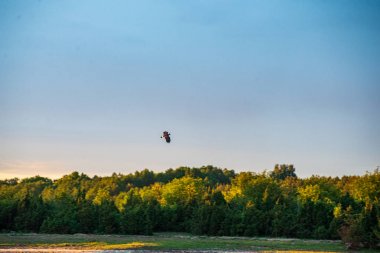 geç sonbaharda boş kırsal yaşam manzara