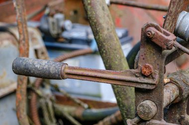 vintage retro traktör paslı detayları yakın