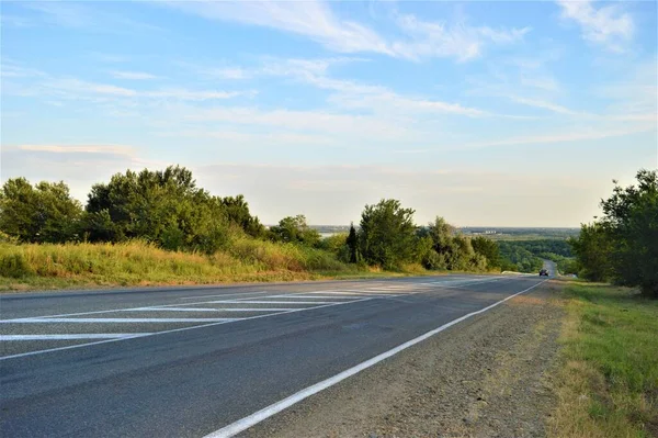 Dağlarda Yol — Stok fotoğraf