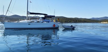 Bahriyedeki Konforlu Tekne