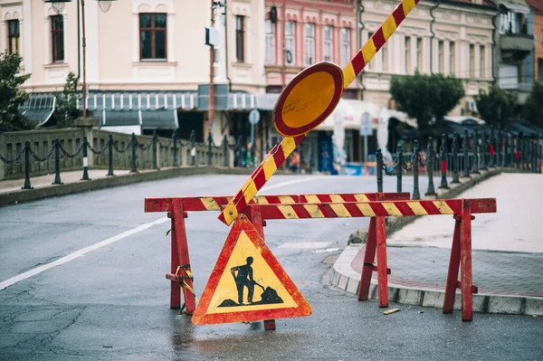 Reconstruction City Street Arrangement Atmospheric Sewerage Protective Fence Warning Signs — Stock Photo, Image