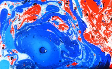 Su sıçrama resminin fotoğrafları. Arka plan resmi olarak kullanılacak su, akrilik, yağ ve süt karışımı soyut renkler. Mermer ya da okyanus desenli akrilik doku, çok renkli arkaplan fotoğrafı