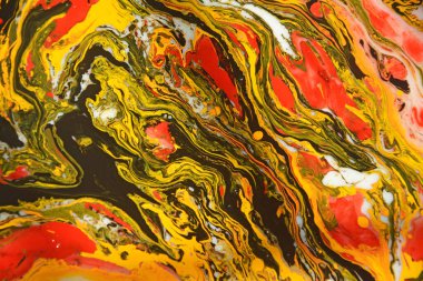 Bir tutam boya. Su, akrilik, yağ ve sütün karışımından oluşan yakın plan bir resim. Mermer desenli akrilik desen, çok renkli arkaplan 