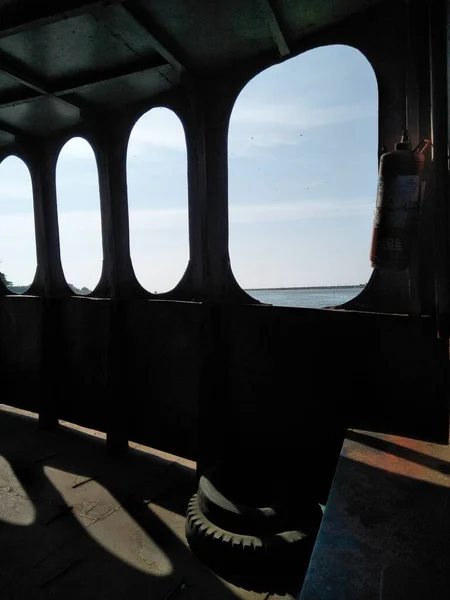 Küçük Eski Bir Teknenin Pencereleri