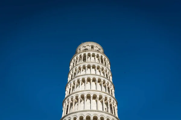 Torre Inclinada Pisa Tomada Desde Ángulo Bajo Con Fondo Del — Foto de Stock