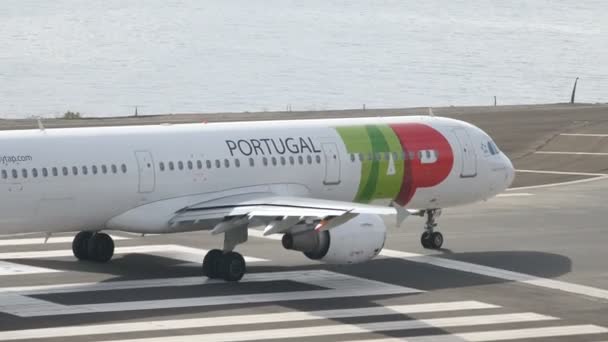 Airbus TAP Portugal Turn on Madeira Airport Runway 4K Ultra HD — Stock Video