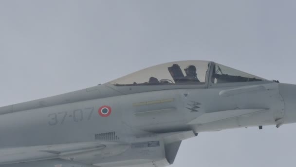 Aeronave Militar de Combate a Jato em Voo Air to Air 4k Video — Vídeo de Stock