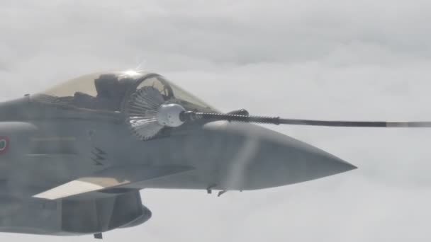 Eurofighter Tufão Reabastecimento Aéreo — Vídeo de Stock