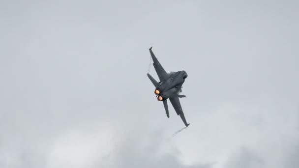 McDonnell Douglas F-18 Hornet Combat Aircraft of Swiss Air Force Looping - 4K Ultra HD Vide — Video