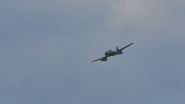 Messerschmitt Me 262Schwalbe Deuxième Guerre mondiale Avion de combat à réaction naziste allemand. — Video