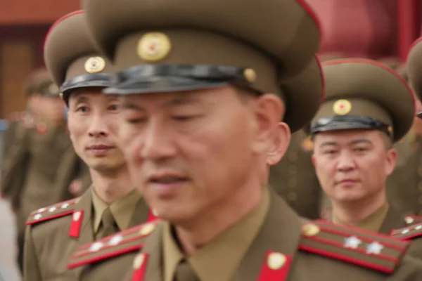 Noord-Koreaanse soldaat. Pyongyang Dictator Kim Jong Un Enorme Koreaanse Volkeren Leger. — Stockfoto