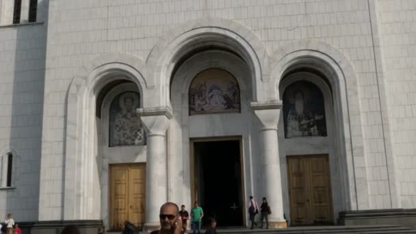 Catedral de Santa Sava em Belgrado é a maior Igreja Ortodoxa do mundo — Vídeo de Stock