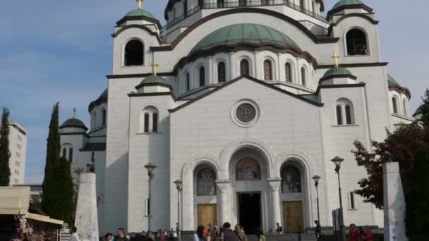 Собор Святого Саввы в Белграде - самая большая православная церковь в мире — стоковое видео