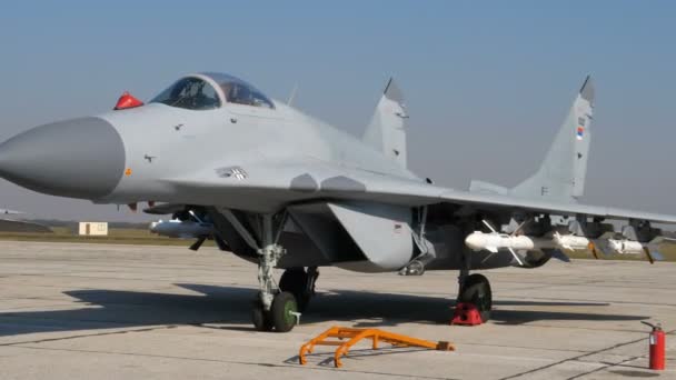 Powiększ dane serbskiego myśliwca Mikoyan MiG-29 Fulcrum Supersonic Fighter Jet — Wideo stockowe