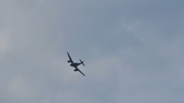 Messerschmitt Me 262Schwalbe Deuxième Guerre mondiale Avion de combat à réaction naziste allemand. — Video