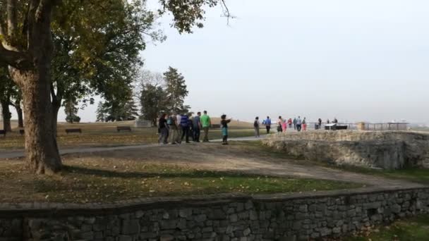 Roman Castrum Park v Bělehradě Pevnost Kalemegdan — Stock video