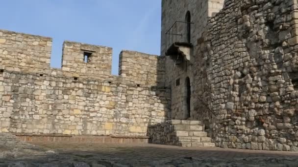 Despot Stefan Tower w Belgradzie Forteca Kalemegdan teraz Popularne Obserwatorium — Wideo stockowe