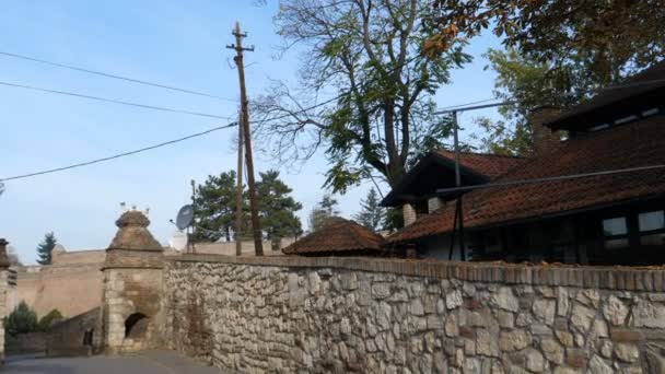 Porta Stambol exterior nas muralhas da cidade superior de Belgrado da fortaleza Kalemegdan — Vídeo de Stock