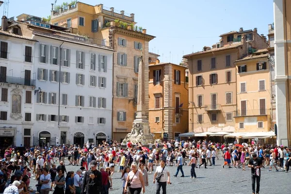 Rome Italie Juin 2018 Nombreux Touristes Monde Entier Devant Panthéon — Photo
