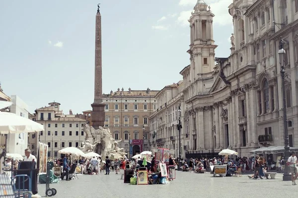 Roma Itália Junho 2018 Turistas Visitam Famosa Bela Piazza Navona — Fotografia de Stock