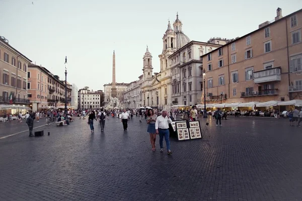 Řím Itálie Června 2018 Turisté Navštívit Slavné Krásné Piazza Navona — Stock fotografie