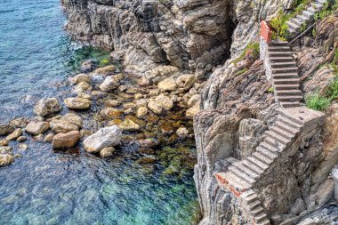 Cinque Terre İtalya 'daki merdivenler.